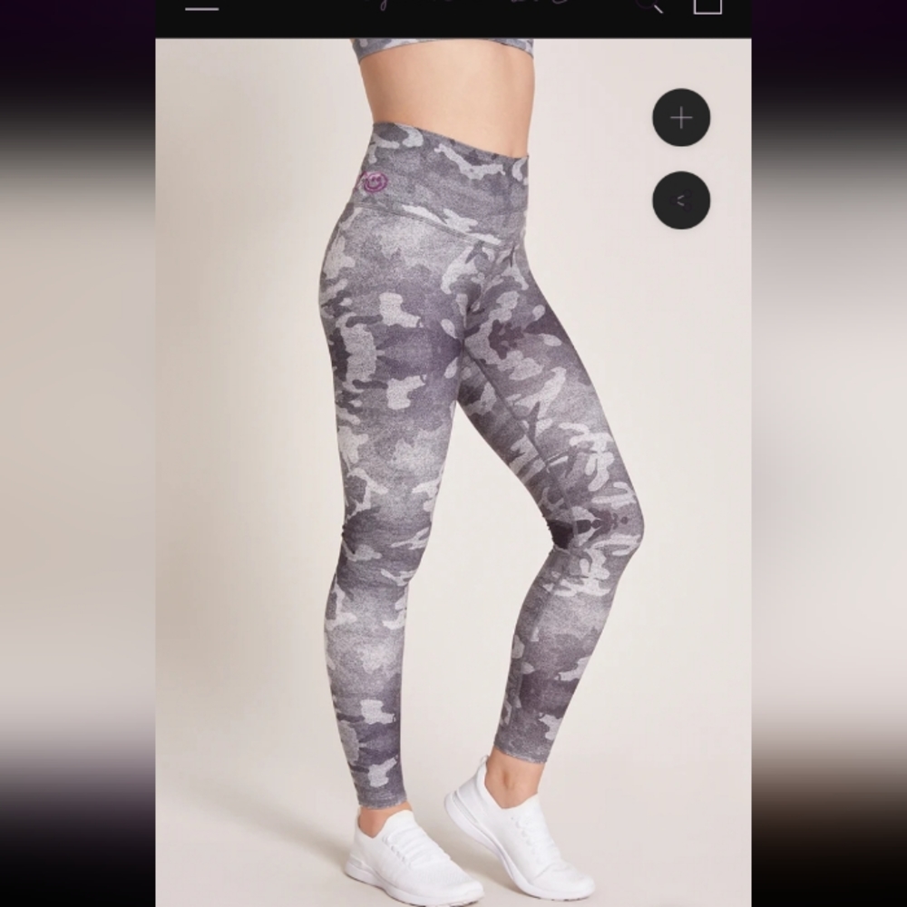 Niyama Sol Barefoot Camo Peace Love High Waisted Leggings, Mist, Grey XS